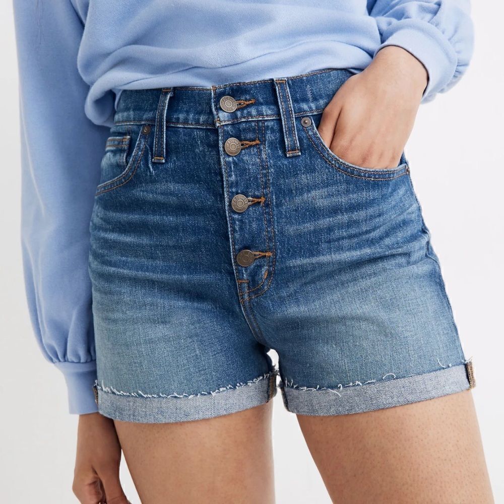 Madewell High Rise Button Front Denim Shorts Medium Burke Size 27 AO209